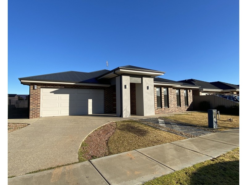 13 Wilkinson Drive, Echuca VIC 3564