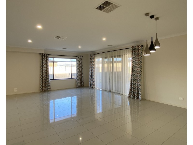 13 Wilkinson Drive, Echuca VIC 3564