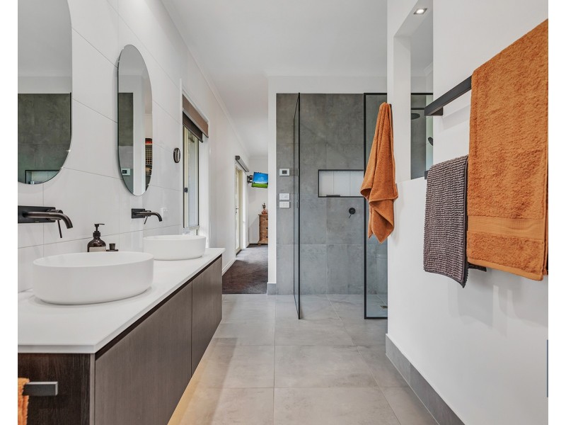 9 Casey Road, Echuca VIC 3564