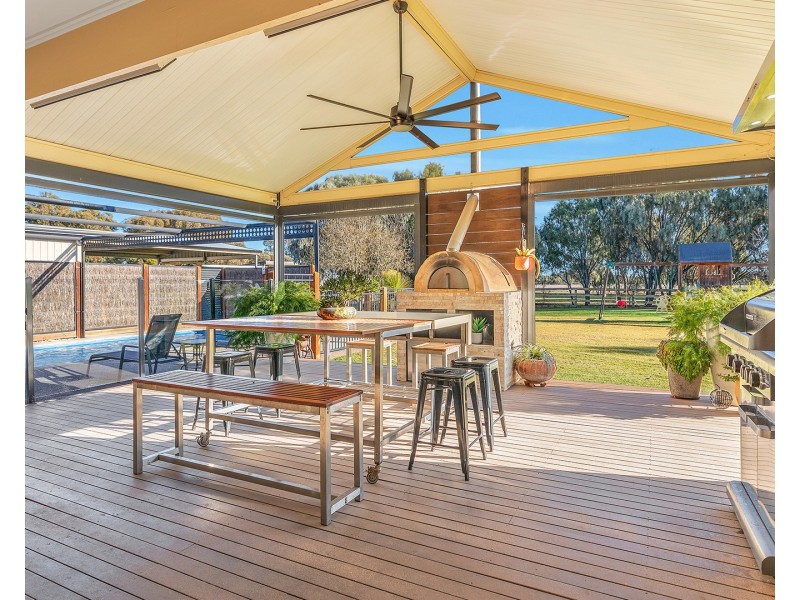 9 Casey Road, Echuca VIC 3564