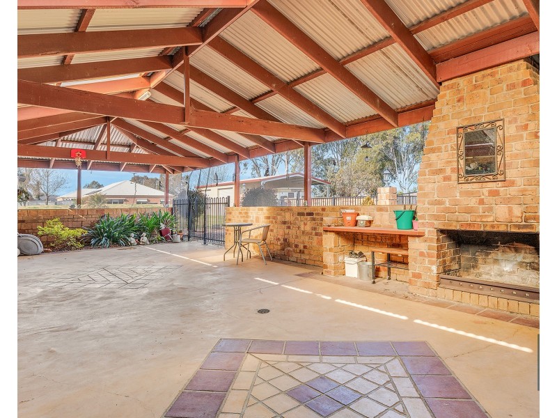 10 Kilkerrin Drive, Moama NSW 2731
