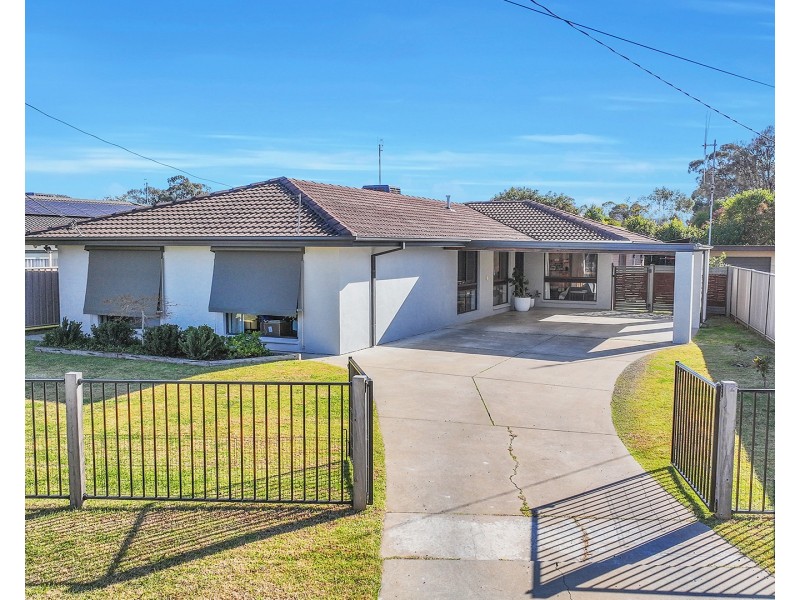 12 Regent Street, Moama NSW 2731