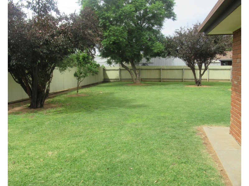 7 Lawson Drive, Moama NSW 2731