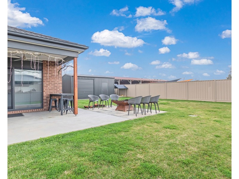 22 Lincoln Crescent, Echuca VIC 3564