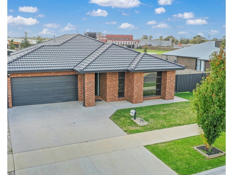22 Lincoln Crescent, Echuca VIC 3564