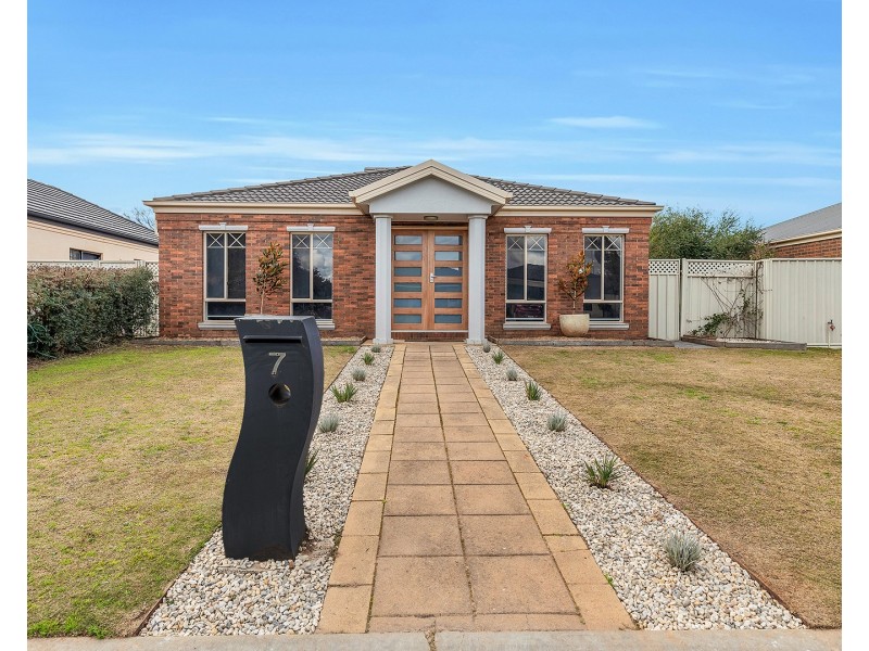 7 Ibis Way, Moama NSW 2731