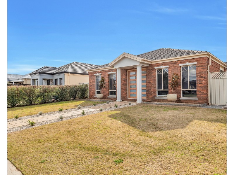 7 Ibis Way, Moama NSW 2731