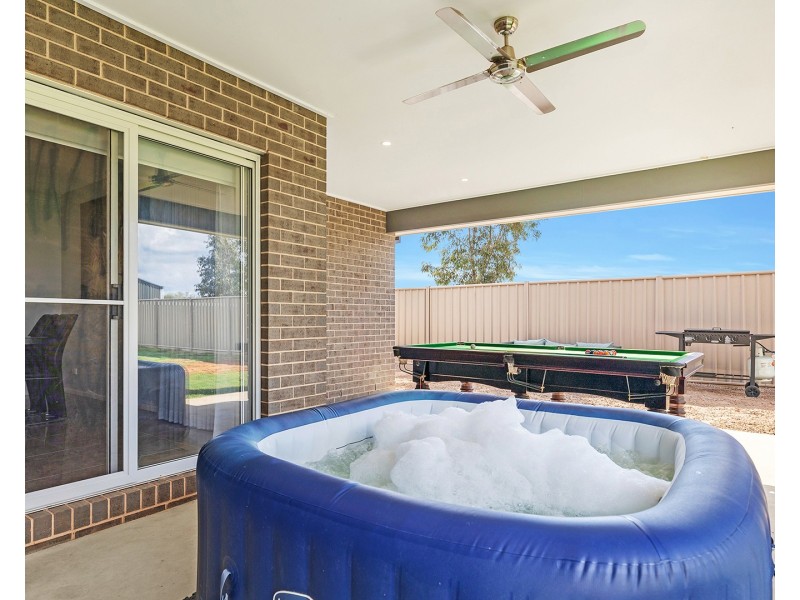 18 Lincoln Crescent, Echuca VIC 3564
