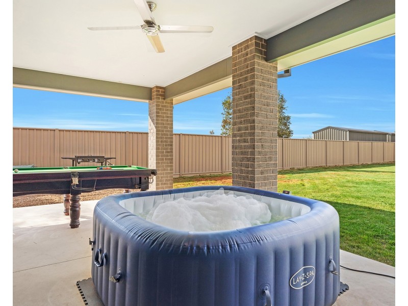 18 Lincoln Crescent, Echuca VIC 3564