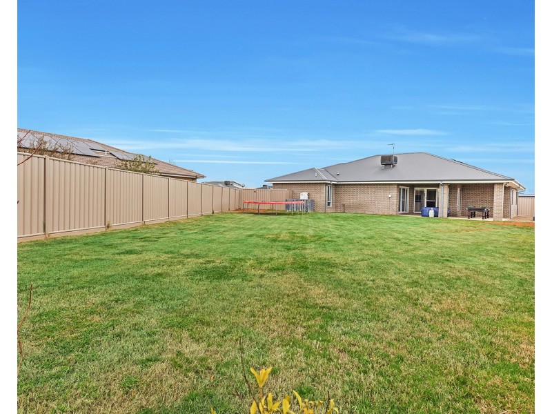 18 Lincoln Crescent, Echuca VIC 3564