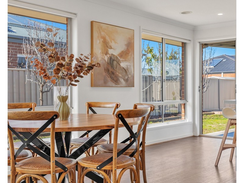 15 Wisteria Street, Echuca VIC 3564