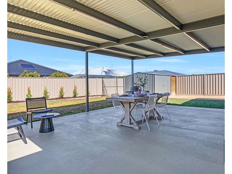 15 Wisteria Street, Echuca VIC 3564