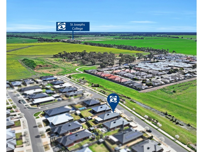 15 Wisteria Street, Echuca VIC 3564