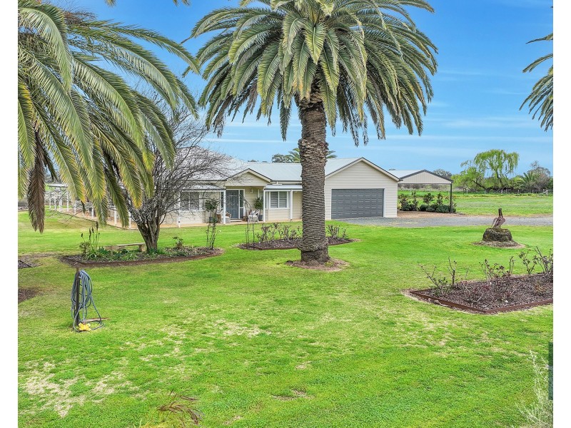 915 Lowe Road, Bamawm, Echuca VIC 3564