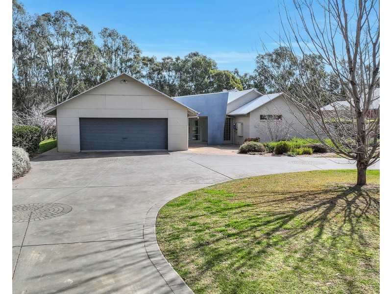 4 Lignum Road, Moama NSW 2731