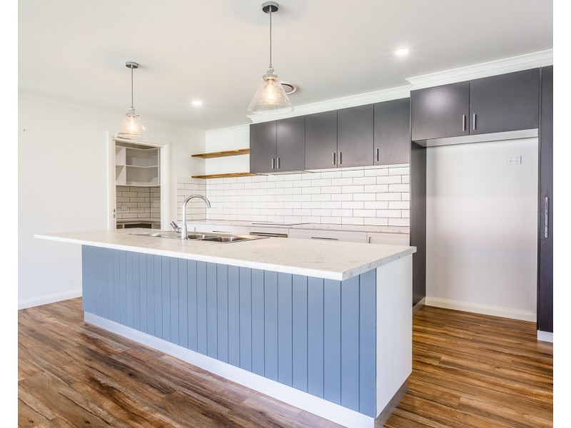 12 Gaze Avenue, Echuca VIC 3564