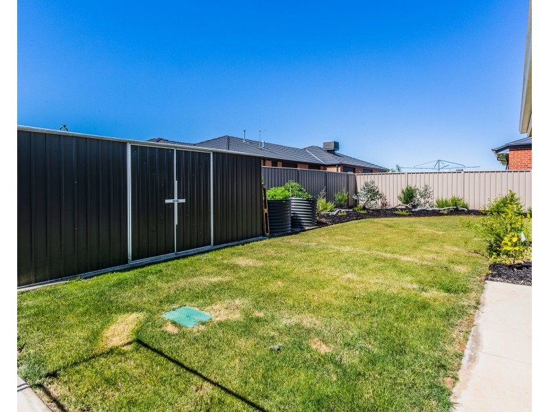 12 Gaze Avenue, Echuca VIC 3564