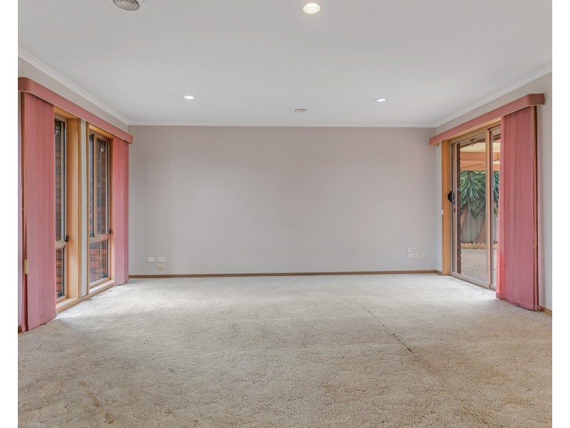 4 Adelaide Crescent, Echuca VIC 3564