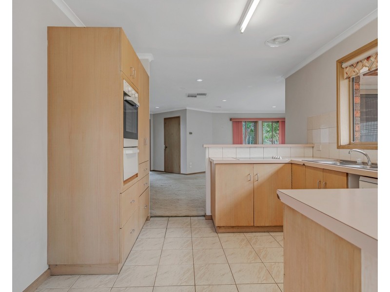 4 Adelaide Crescent, Echuca VIC 3564
