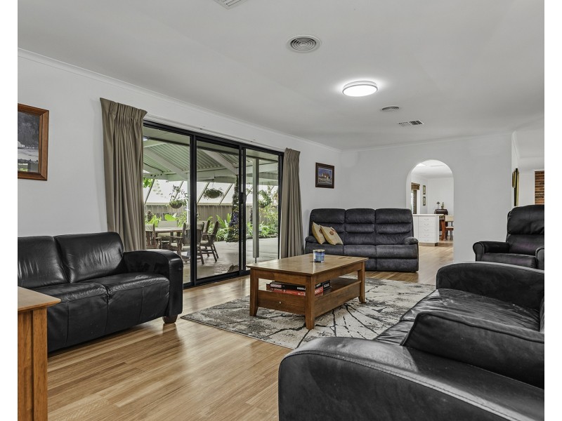 38 Regent Street, Moama NSW 2731