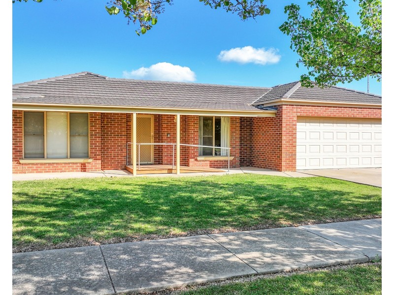 27 Wearne Road, Echuca VIC 3564