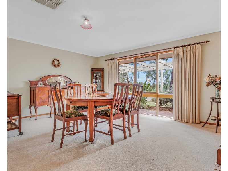 322 Cobb Highway, Moama NSW 2731