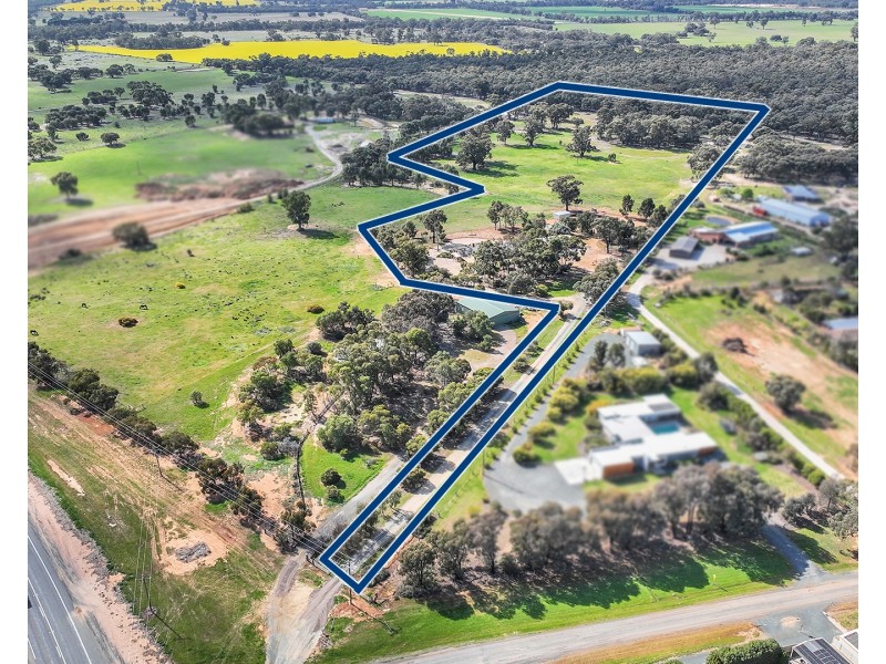 322 Cobb Highway, Moama NSW 2731