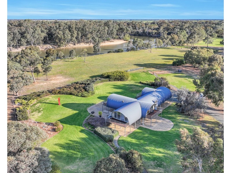 100 Peppernell Road, Echuca VIC 3564