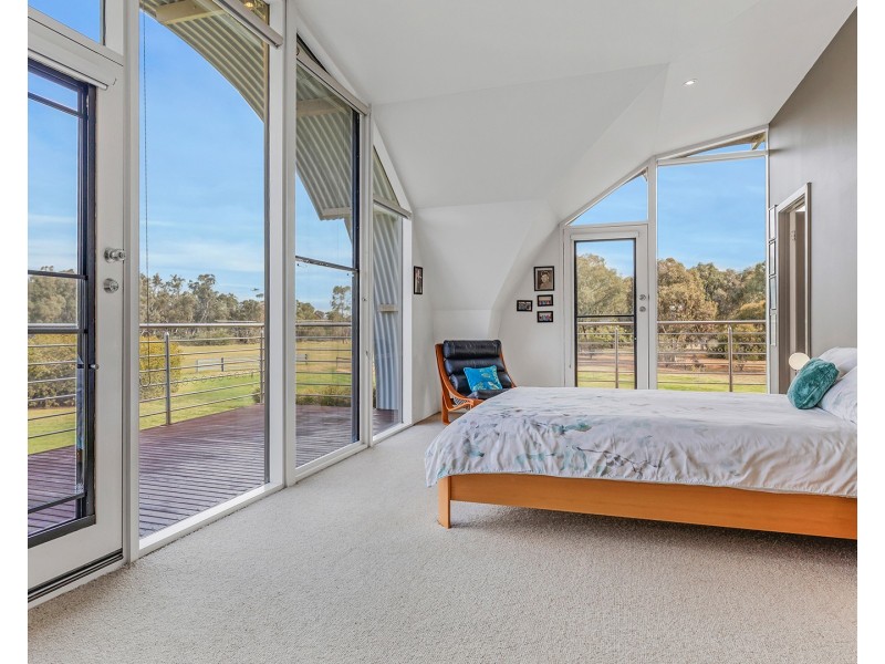 100 Peppernell Road, Echuca VIC 3564