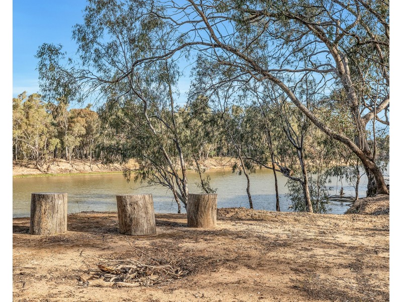 100 Peppernell Road, Echuca VIC 3564