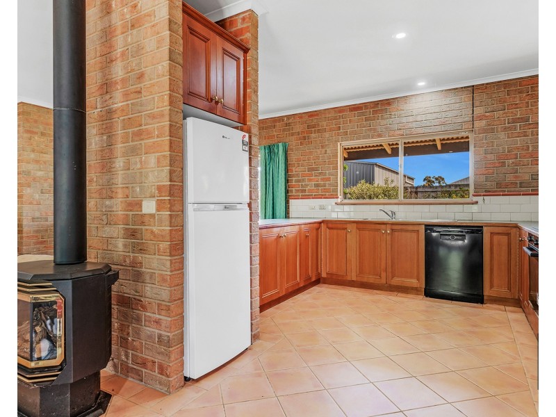 4 Holmfield Court, Moama NSW 2731