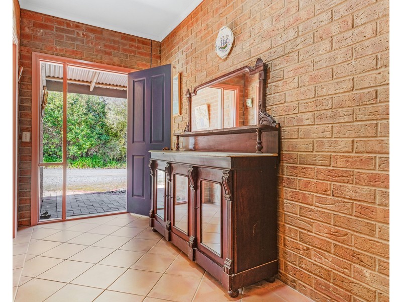 4 Holmfield Court, Moama NSW 2731