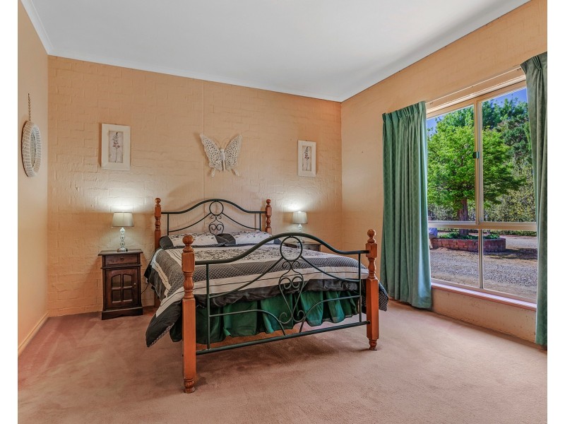 4 Holmfield Court, Moama NSW 2731