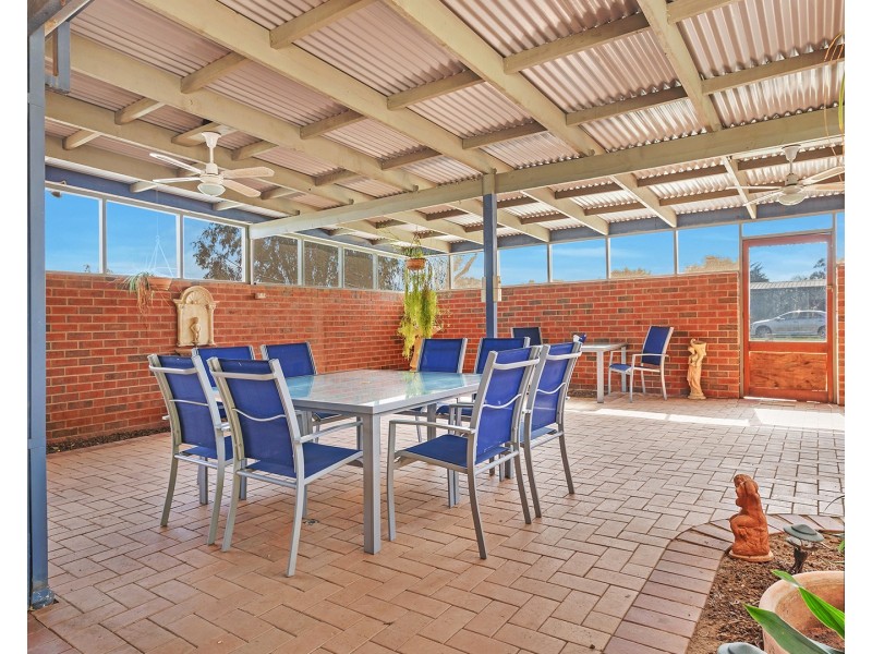 4 Holmfield Court, Moama NSW 2731