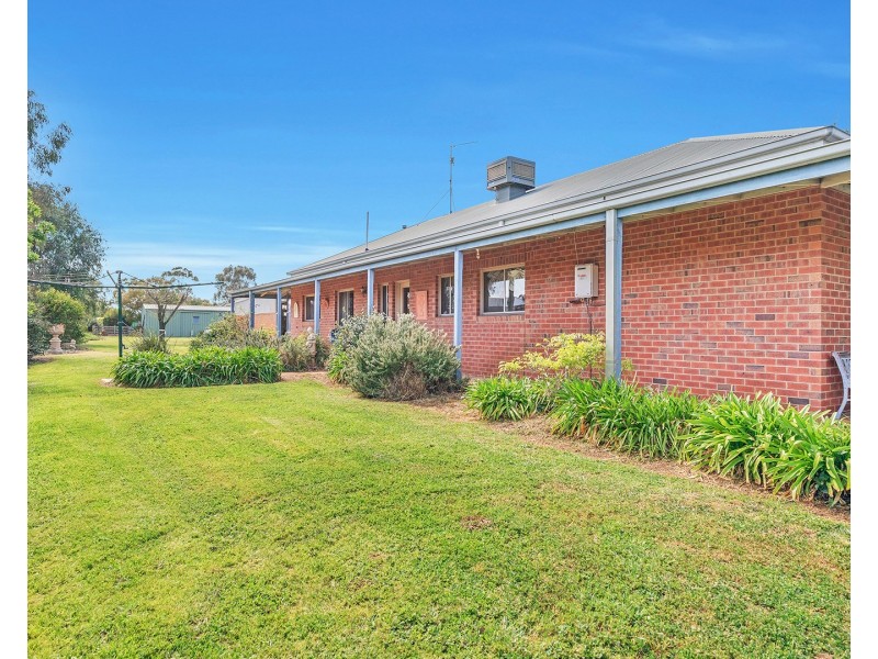 4 Holmfield Court, Moama NSW 2731