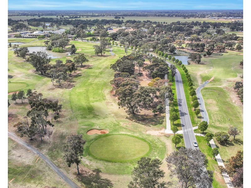 27 Whistler Circuit, Moama NSW 2731