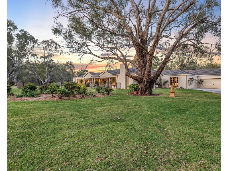 78 Campbell Road, Echuca VIC 3564