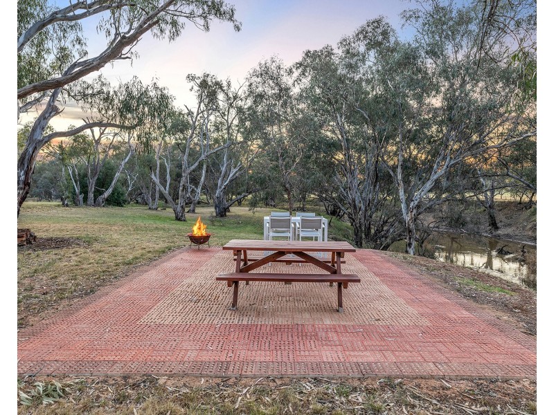 78 Campbell Road, Echuca VIC 3564