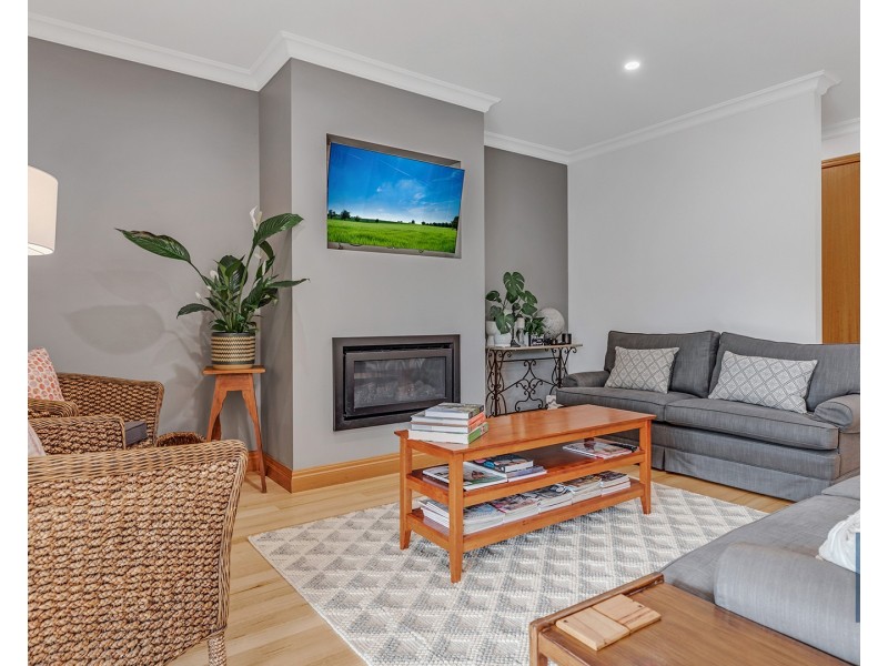 63 Schoeffel Drive, Echuca VIC 3564
