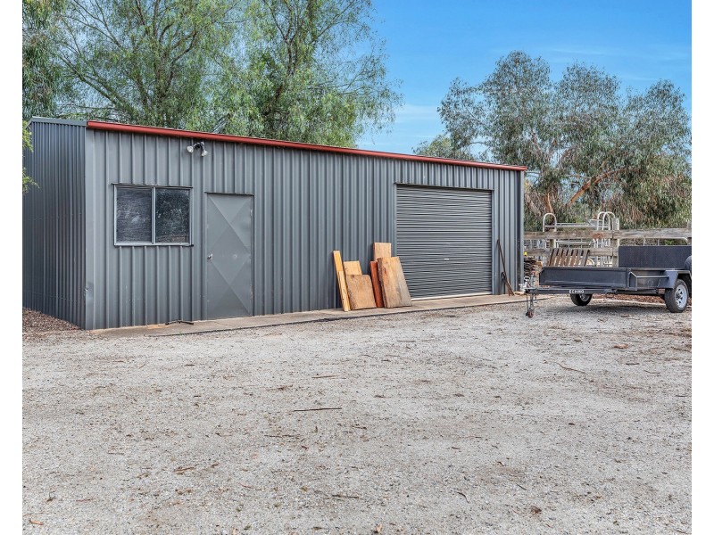 63 Schoeffel Drive, Echuca VIC 3564