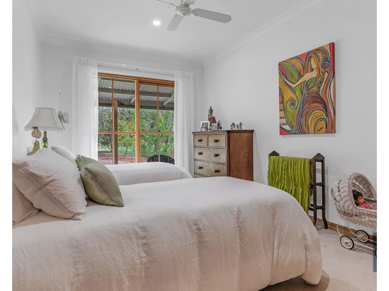 63 Schoeffel Drive, Echuca VIC 3564