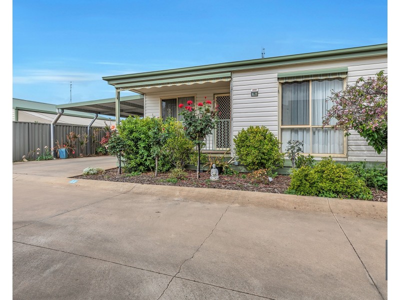 11 Paradise Place, Moama NSW 2731