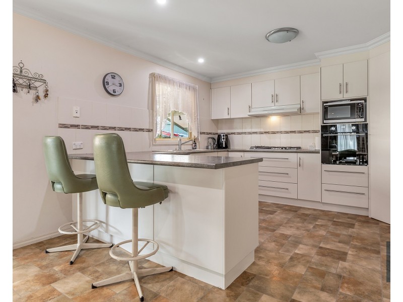 11 Paradise Place, Moama NSW 2731