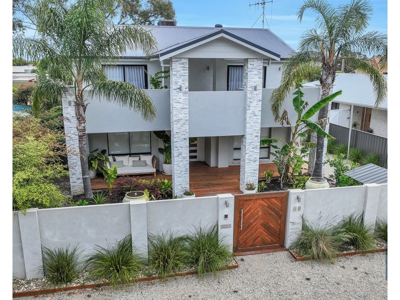 59 Campaspe Esplanade, Echuca VIC 3564