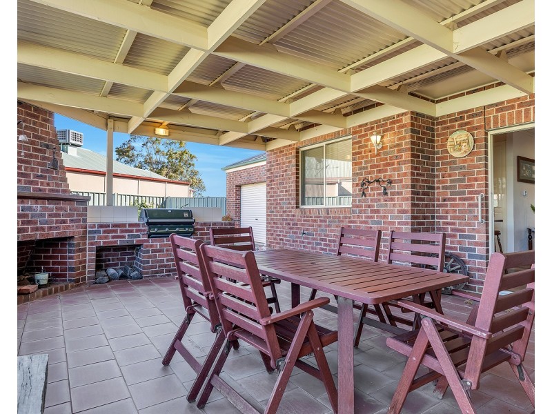 8 John Close, Echuca VIC 3564