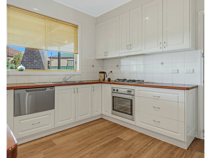 8 John Close, Echuca VIC 3564