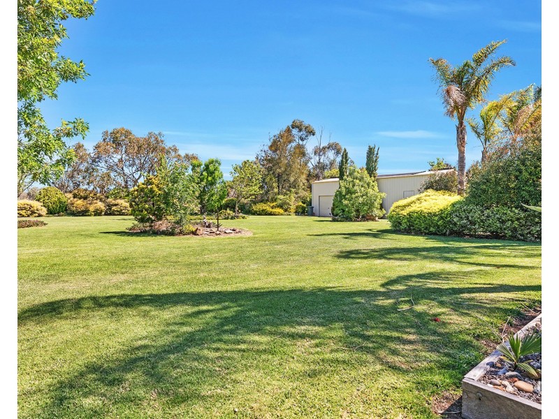 10 Ainsley Court, Echuca VIC 3564