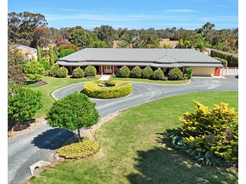 10 Ainsley Court, Echuca VIC 3564