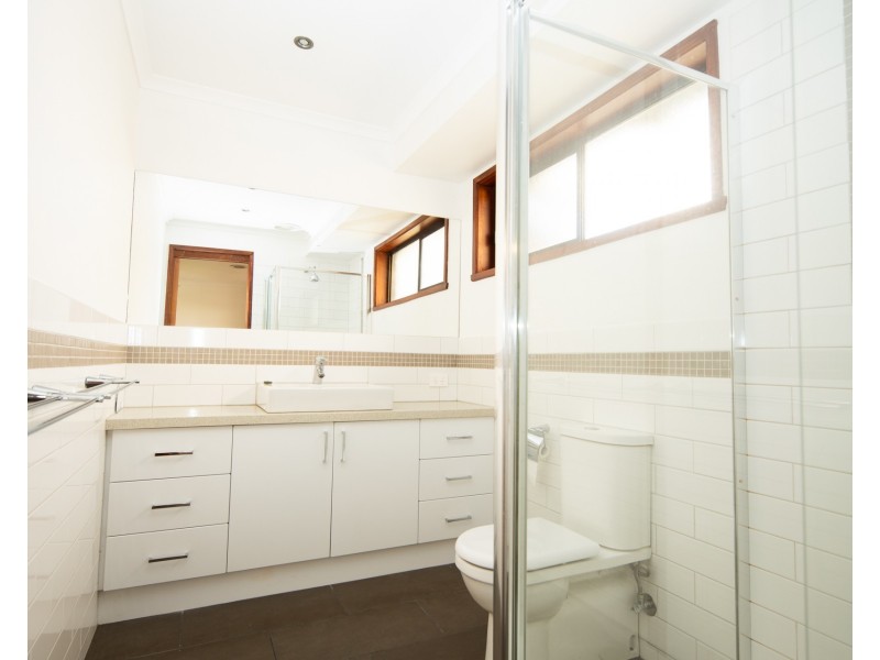 9 Lachlan Crescent, Echuca VIC 3564