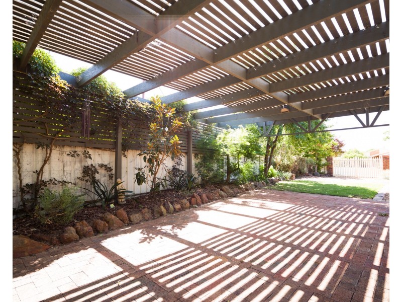 9 Lachlan Crescent, Echuca VIC 3564